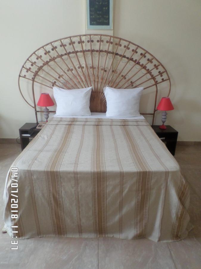 Hotel Azur Yaoundé Eksteriør bilde