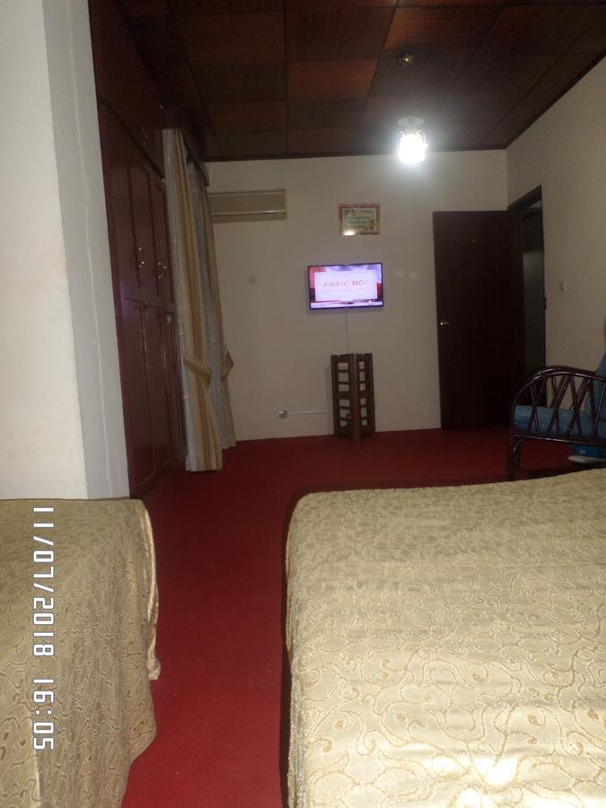 Hotel Azur Yaoundé Eksteriør bilde