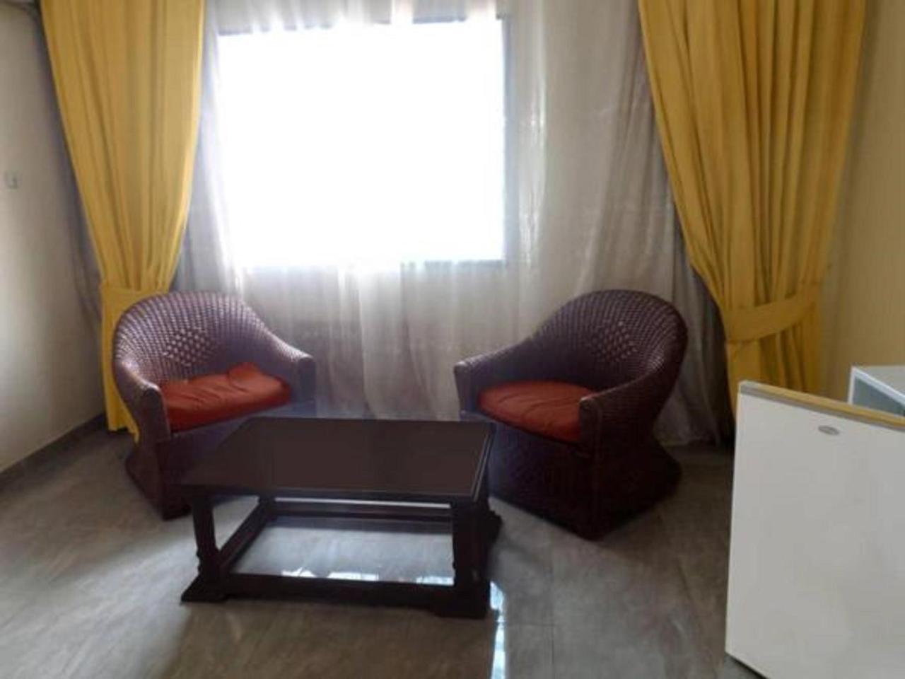 Hotel Azur Yaoundé Eksteriør bilde