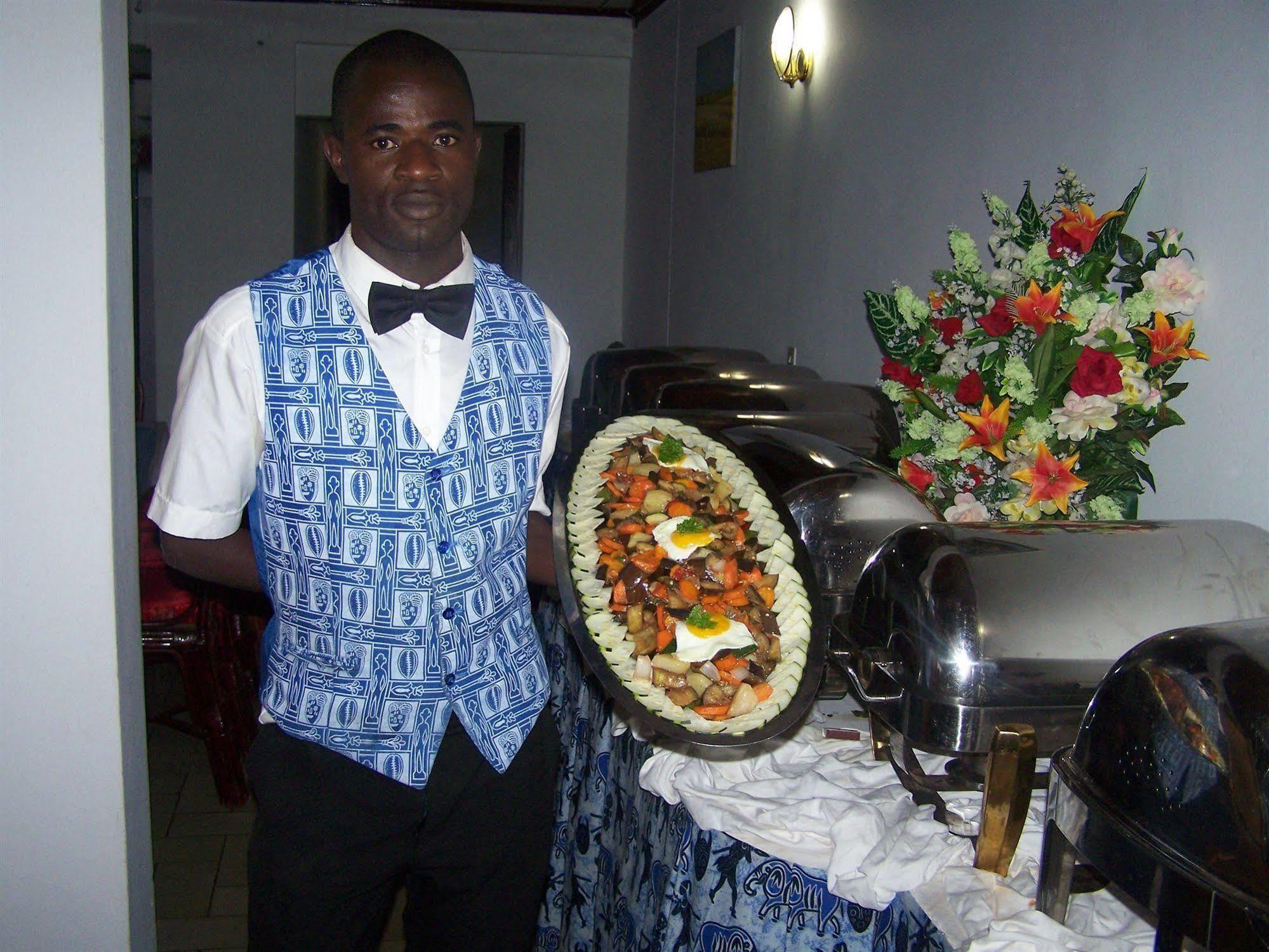 Hotel Azur Yaoundé Eksteriør bilde
