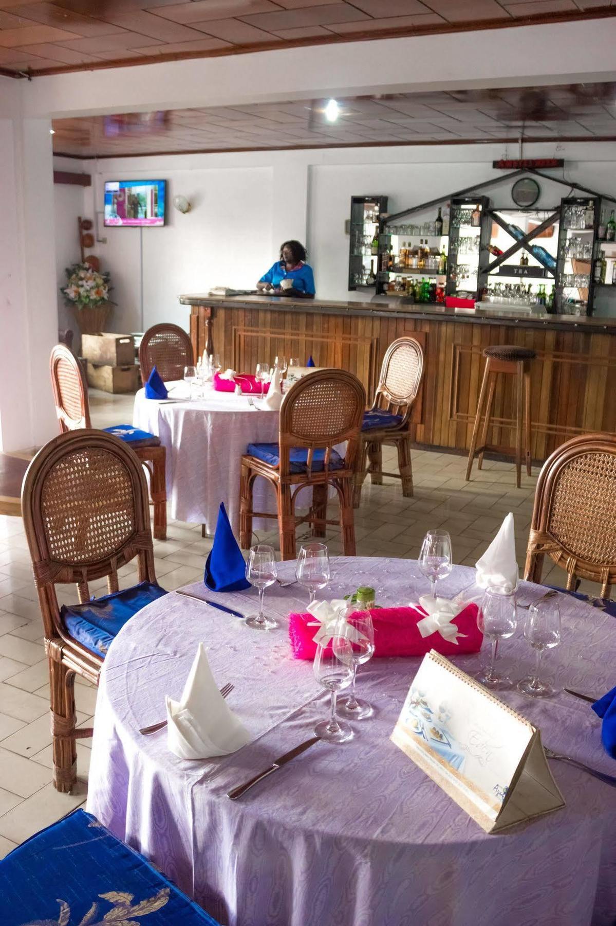 Hotel Azur Yaoundé Eksteriør bilde